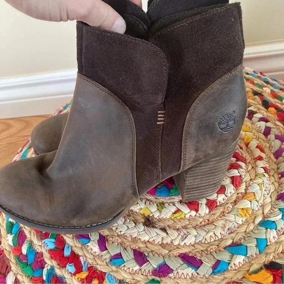 Timberland brown suede leather  heel ankle boots - Picture 4 of 7